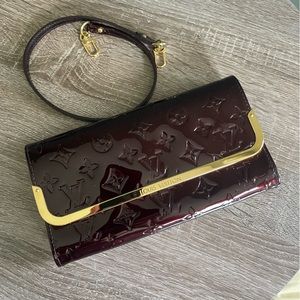 Louis Vuitton Vernis Amarante Rossmore Bag